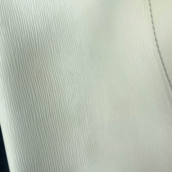 Louis Vuitton Epi Leather Passy PM White Ivory Hand Bag Tote Purse Shoulder Bag - Picture 13 of 15